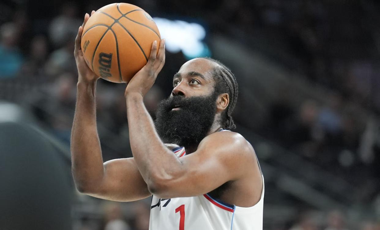 包含闪耀明星本西蒙斯带伤出战,带领球队反败为胜的词条 包含闪耀明星本西蒙斯带伤出战,带领球队反败为胜的词条