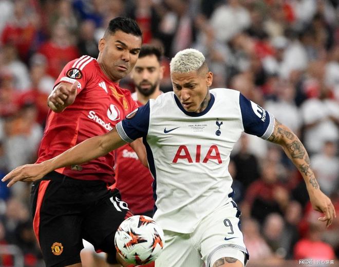 华尔士戴维斯梅开二度，助热刺胜利的简单介绍