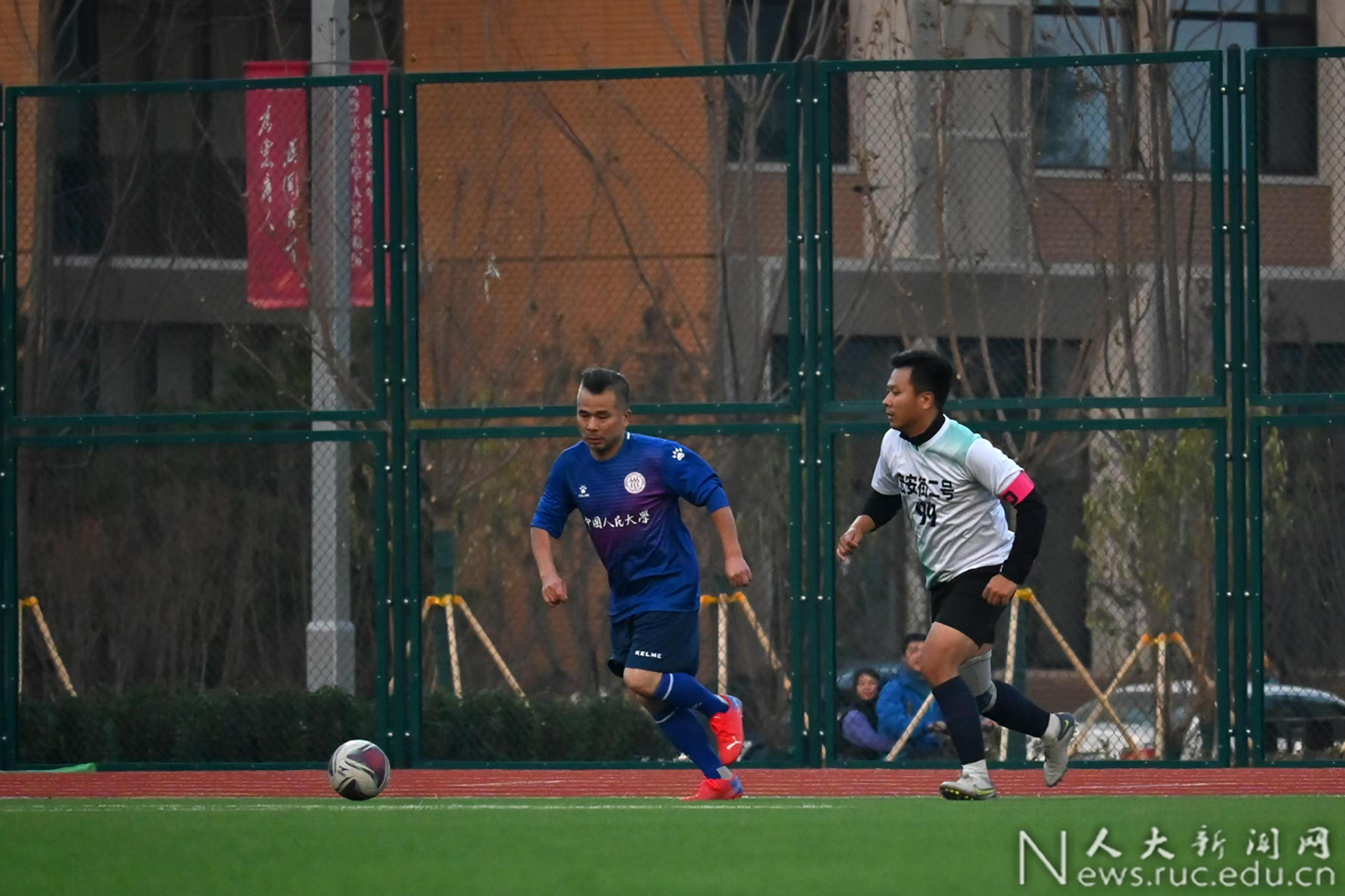 精彩纷呈，国内足球盛事引爆全场