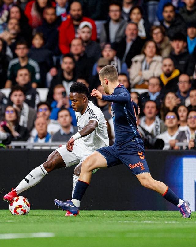 关于皇马痛失关键比赛,状态下滑的信息 关于皇马痛失关键比赛,状态下滑的信息