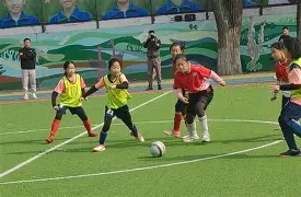 关于阿贾克斯全力拼搏，虽败犹荣无悔欢送的信息