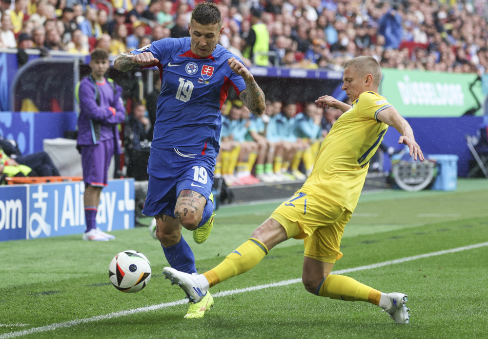 瑞典与斯洛伐克将上演精彩足球对决