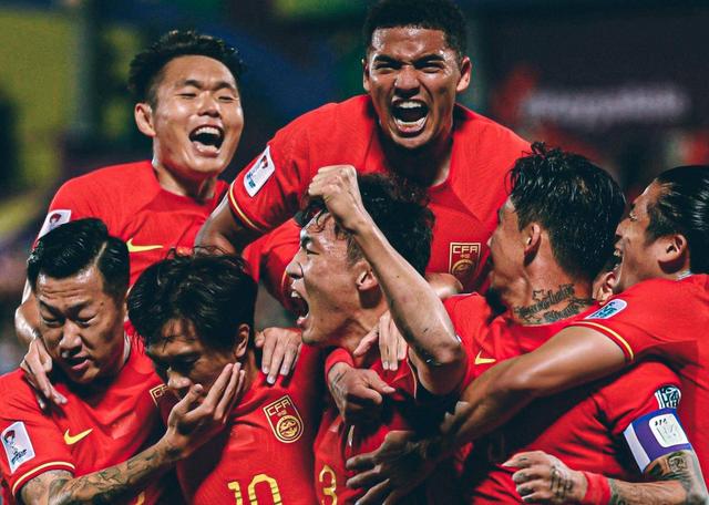 球员表现稳定，球队连胜在望