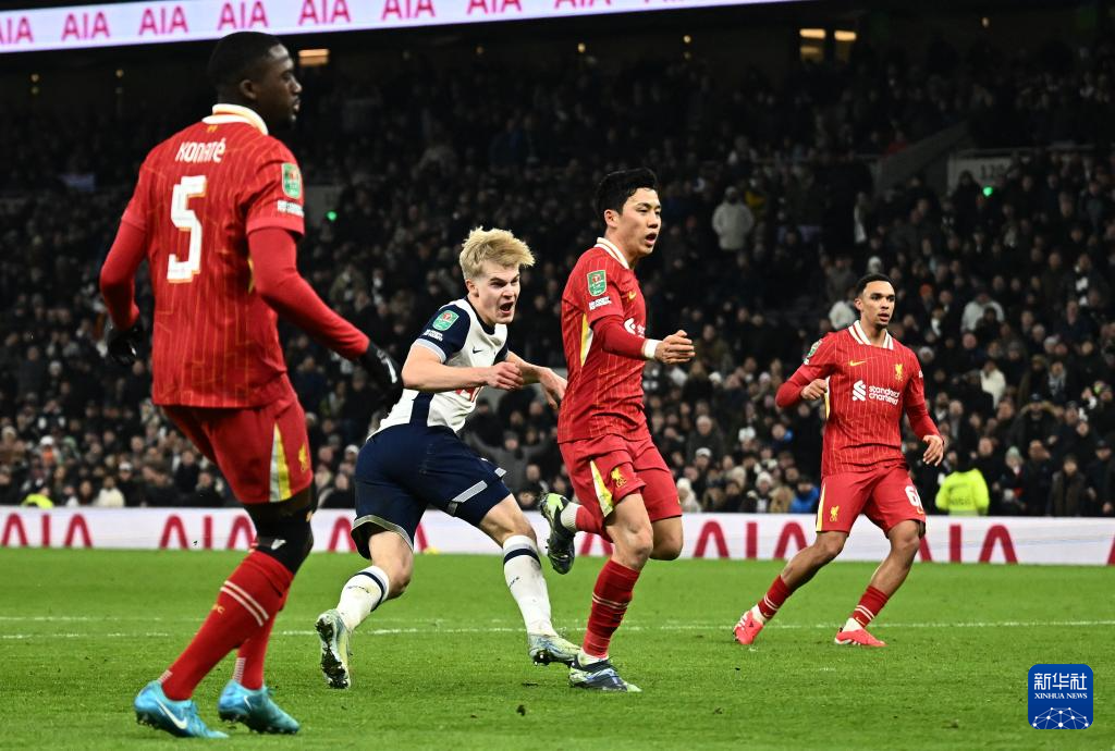 热刺对阵斯旺西，双方战意十足