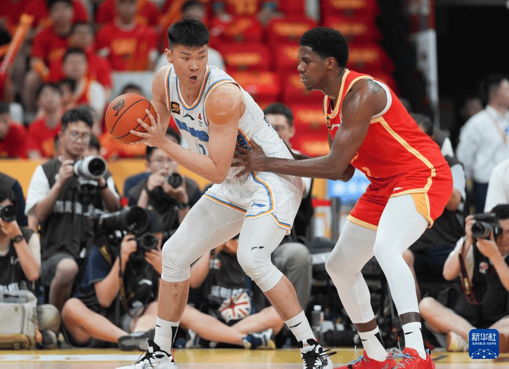 比赛后的胜利庆祝派对，精彩绝伦