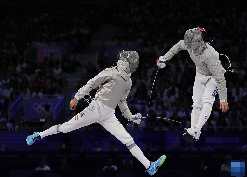韩国选手逆袭，夺得击剑比赛冠军