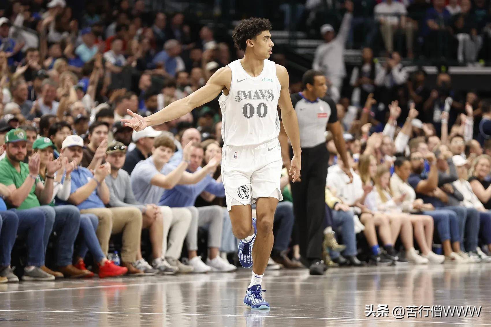 FB体育官方网站-独行侠不敌国王，科尔曼全场砍下20分