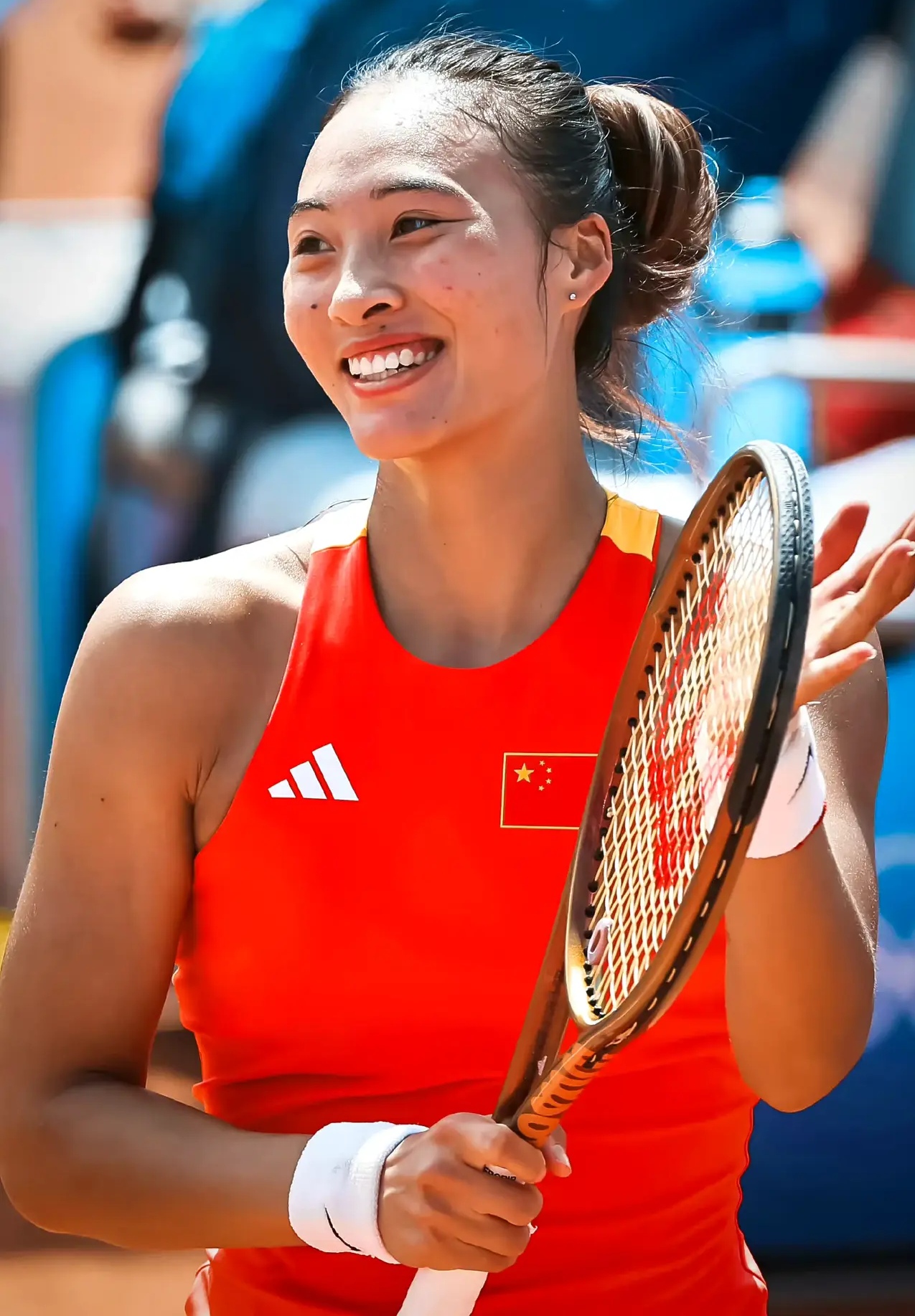 高水平的比赛强度与足球运动员的体能训练相辅相成