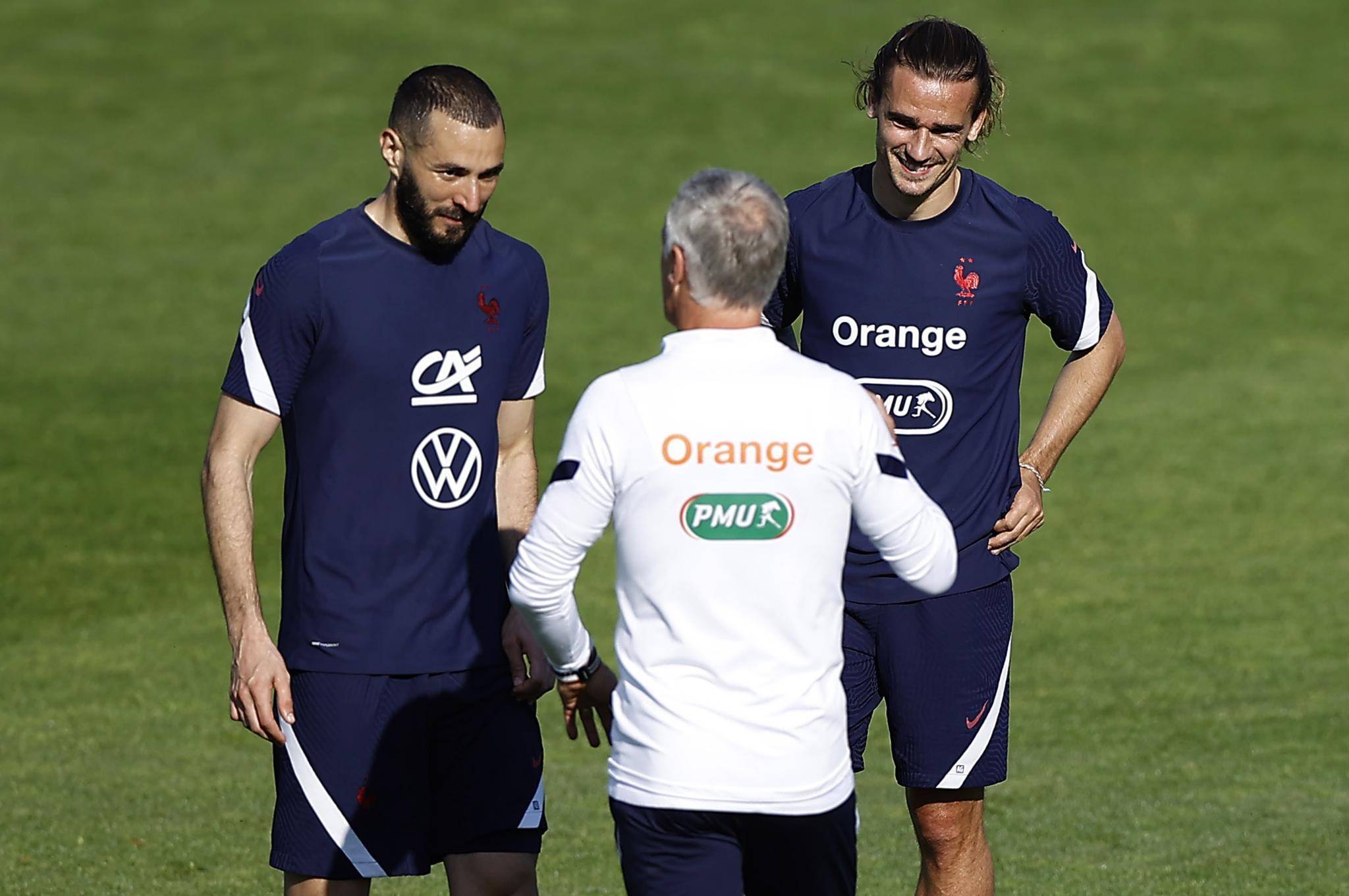 卫冕之路，长久奋战最终胜者居高临下