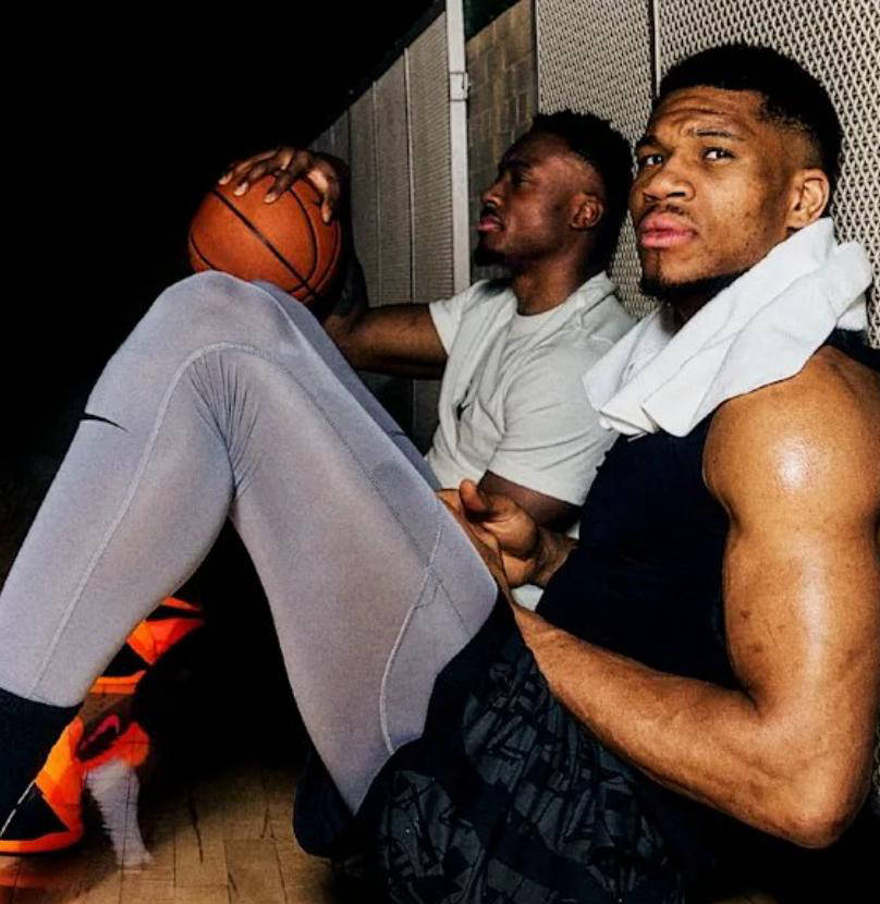 雄鹿队外线射手再次创造历史，赢得球迷喝彩