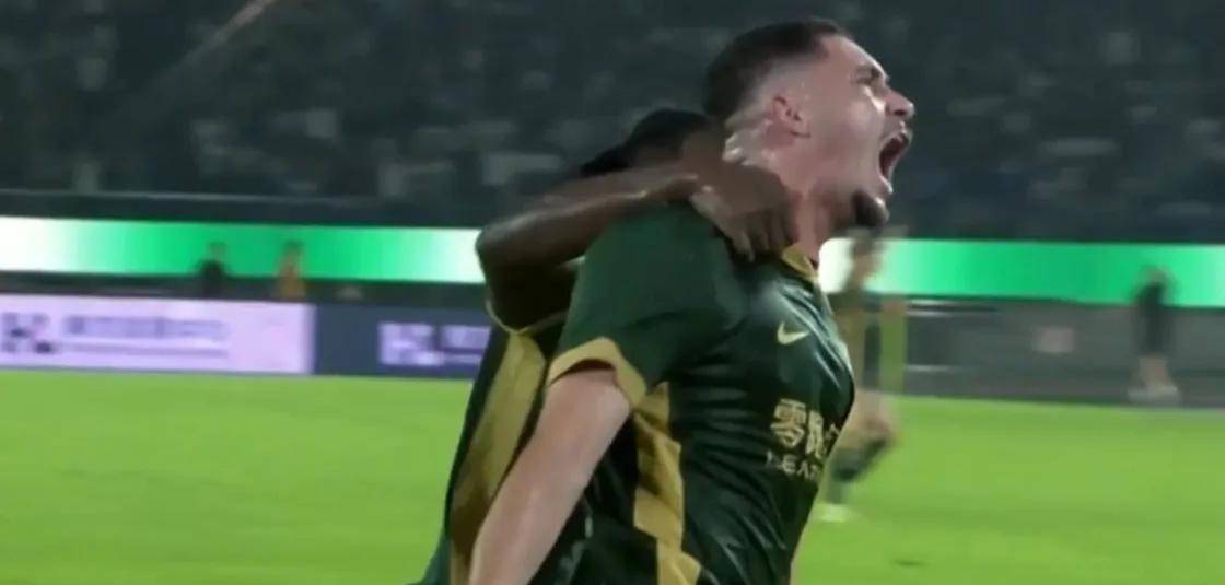 阿塔拉列特主场逆转，重返争冠队伍的简单介绍