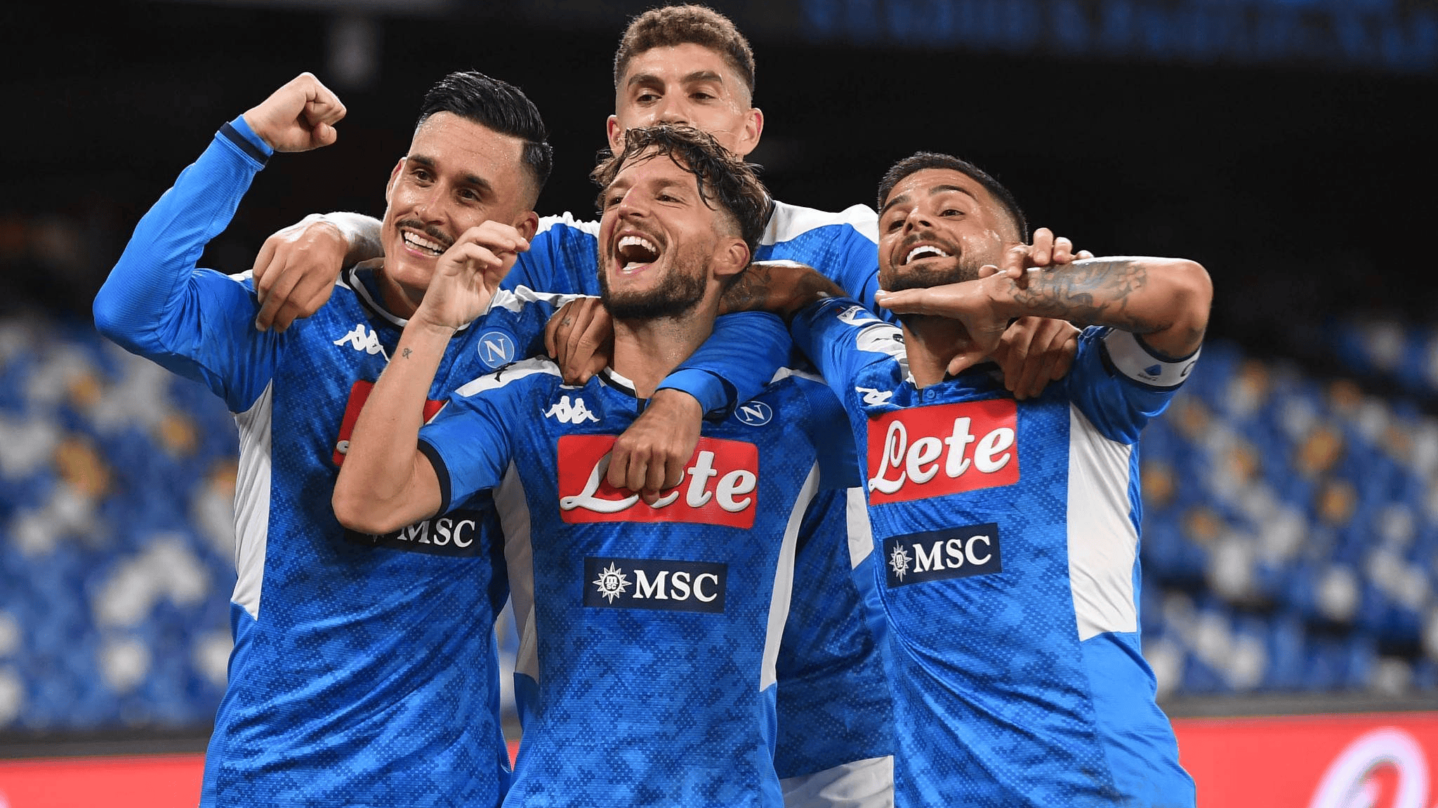 那不勒斯主场大捷,晋级下一轮 那不勒斯主场大捷,晋级下一轮