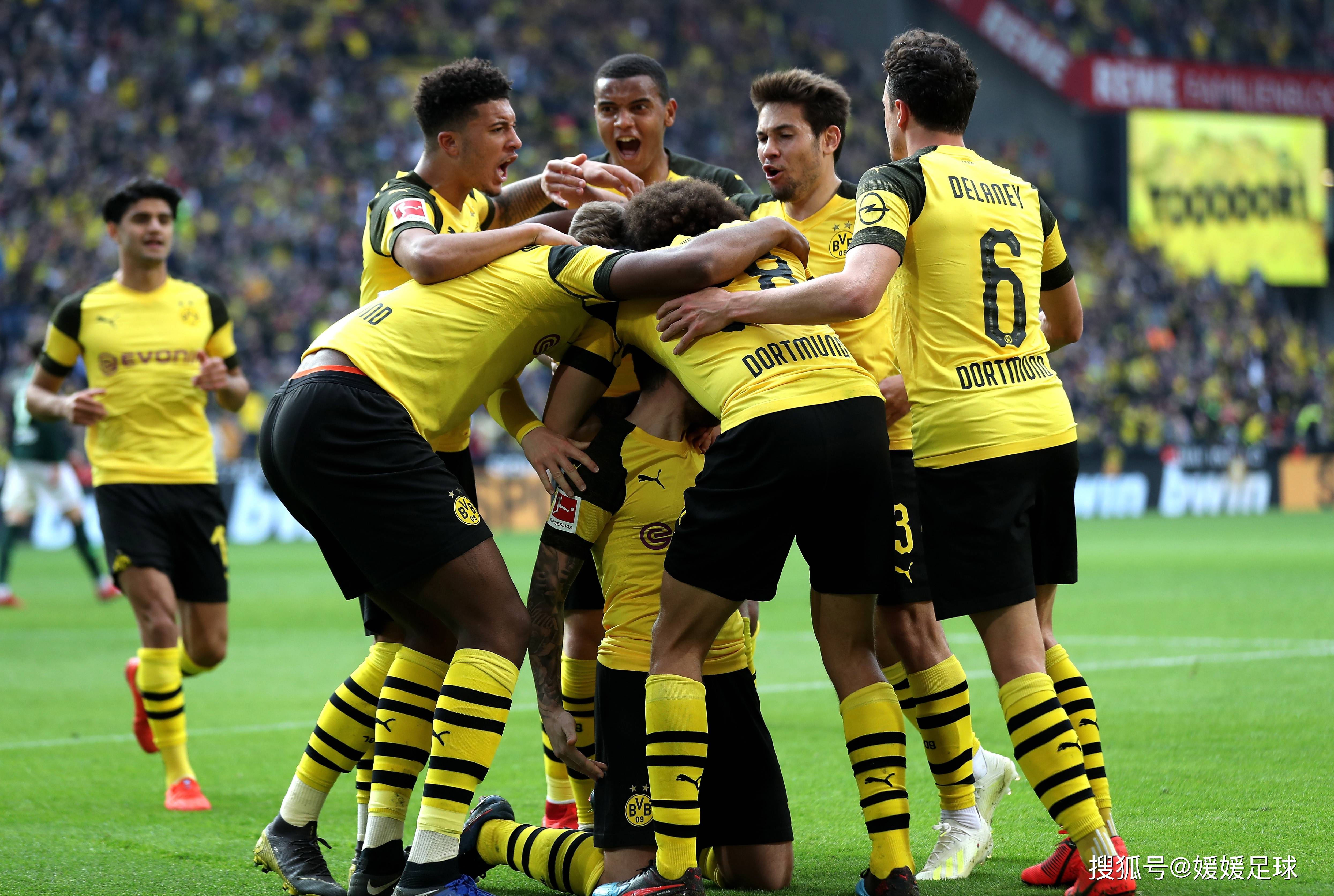 斯图加特主场击败门兴格拉德巴赫，豪取胜利的简单介绍