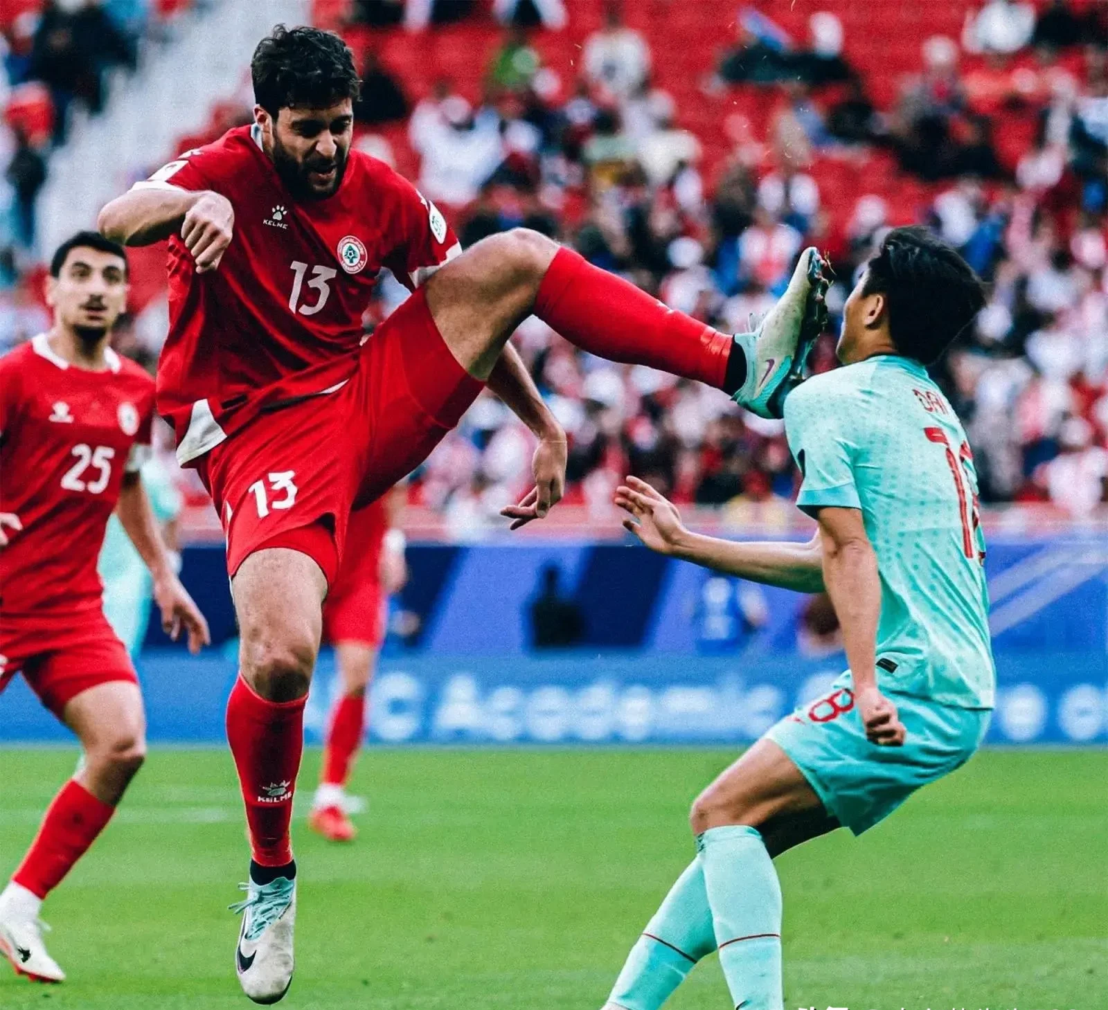 沙特球队主场战胜巴林对手，实力大增