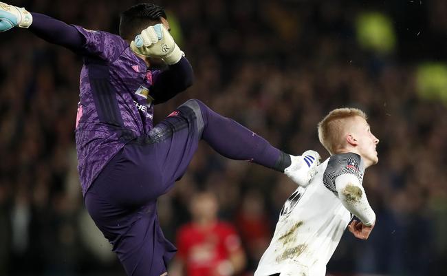 曼联难倒公牛,戈格尔特发挥不佳 曼联难倒公牛,戈格尔特发挥不佳