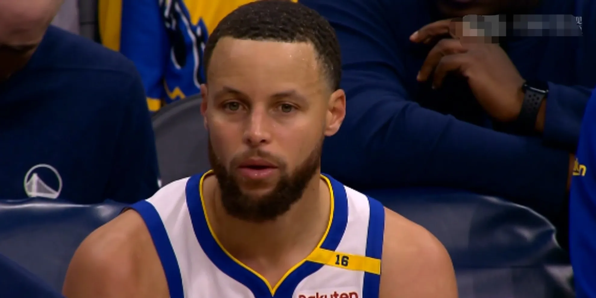 勇士客场逆转黄蜂,迎来五连胜 勇士客场逆转黄蜂,迎来五连胜