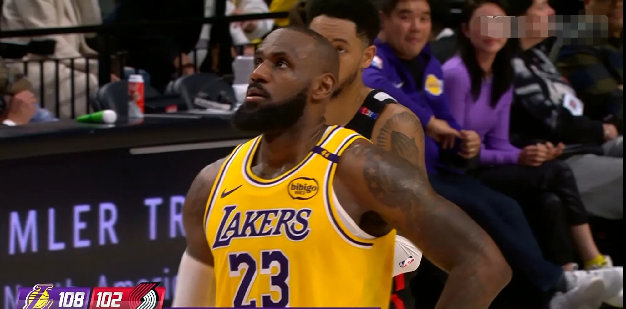 湖人逆转快船，勒布朗-詹姆斯砍下三双的简单介绍