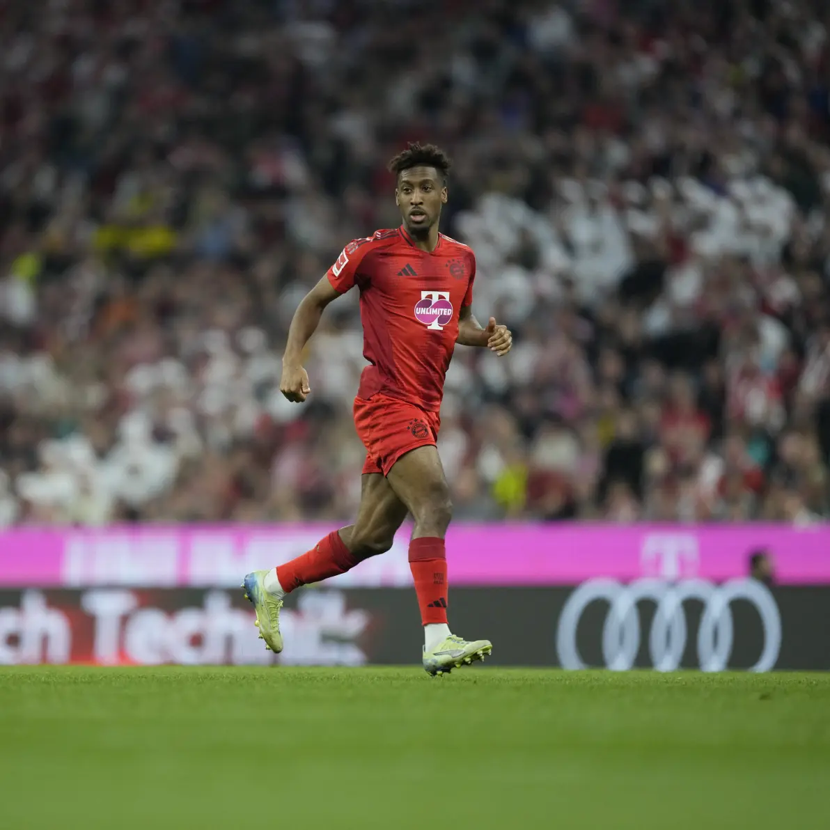 拜仁慕尼黑在德甲比赛中大胜多特蒙德 拜仁慕尼黑在德甲比赛中大胜多特蒙德