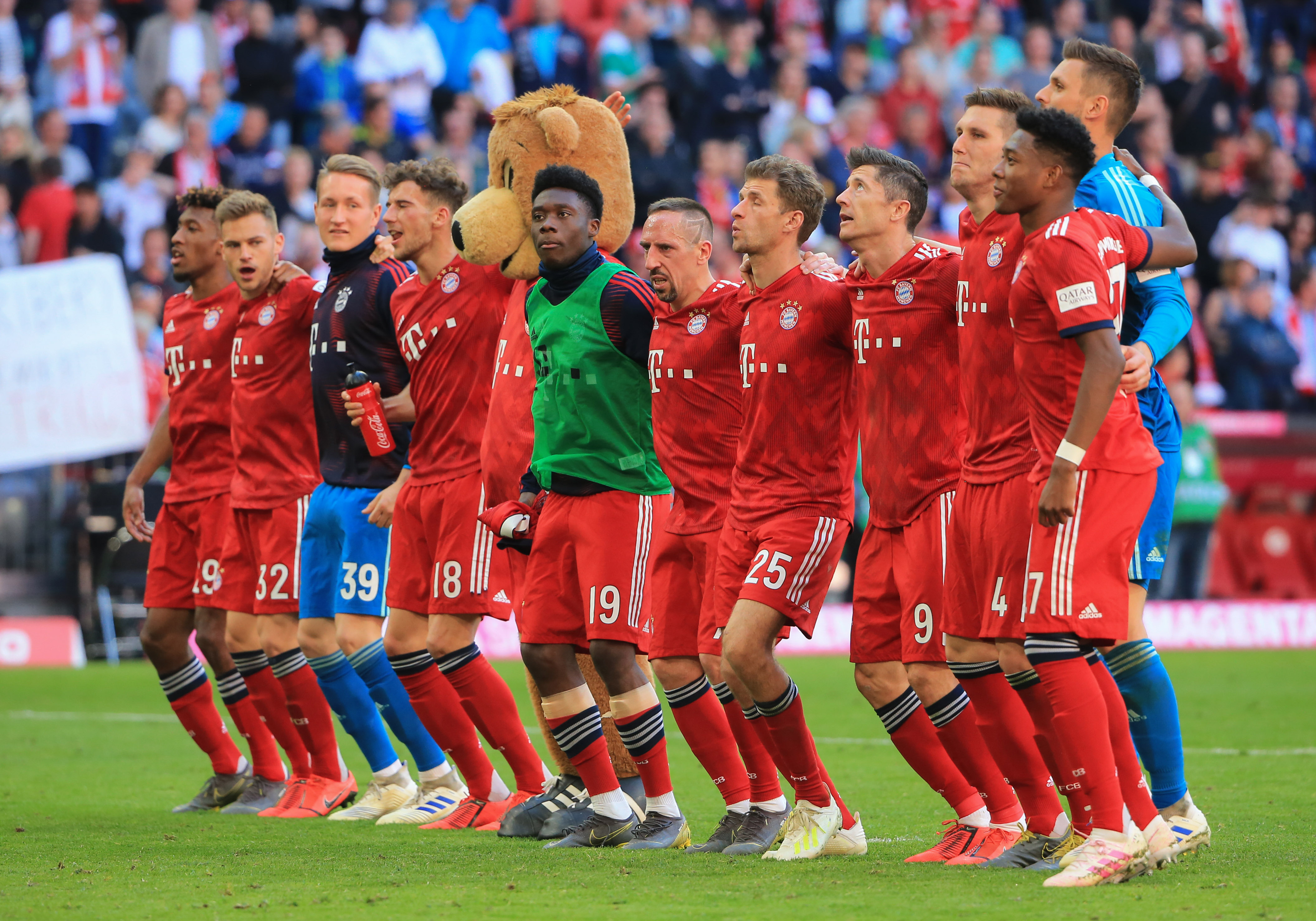 拜仁慕尼黑在德甲比赛中大胜多特蒙德 拜仁慕尼黑在德甲比赛中大胜多特蒙德