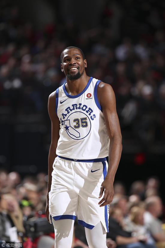 FB体育-我军锐不可当，连胜各路豪强稳坐首位卫冕冠军的简单介绍