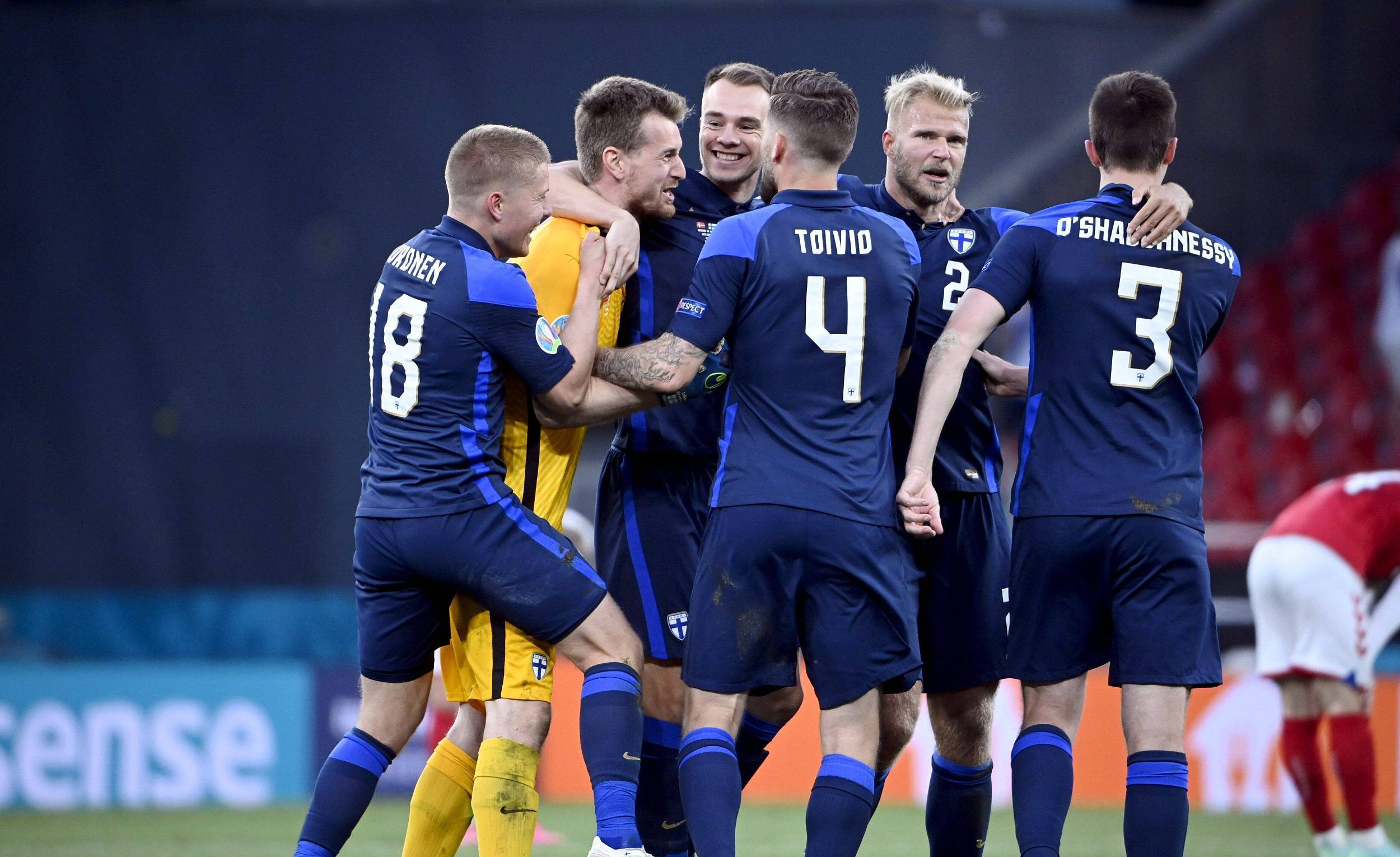 FB体育-欧预赛决胜局，球员斗志高昂争夺胜利的简单介绍